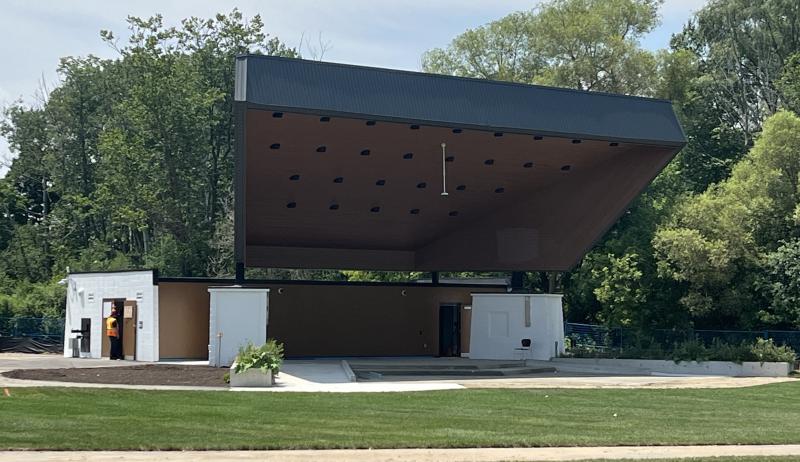 The rehabilitated bandshell